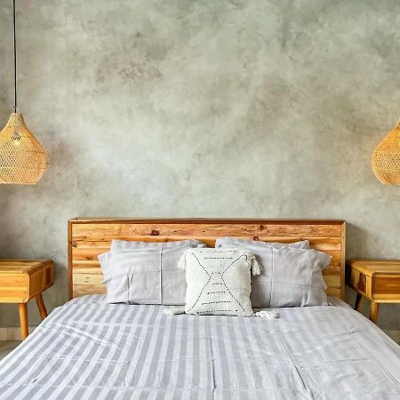 Island Boy Guest House Canggu (Bali) Exterior photo