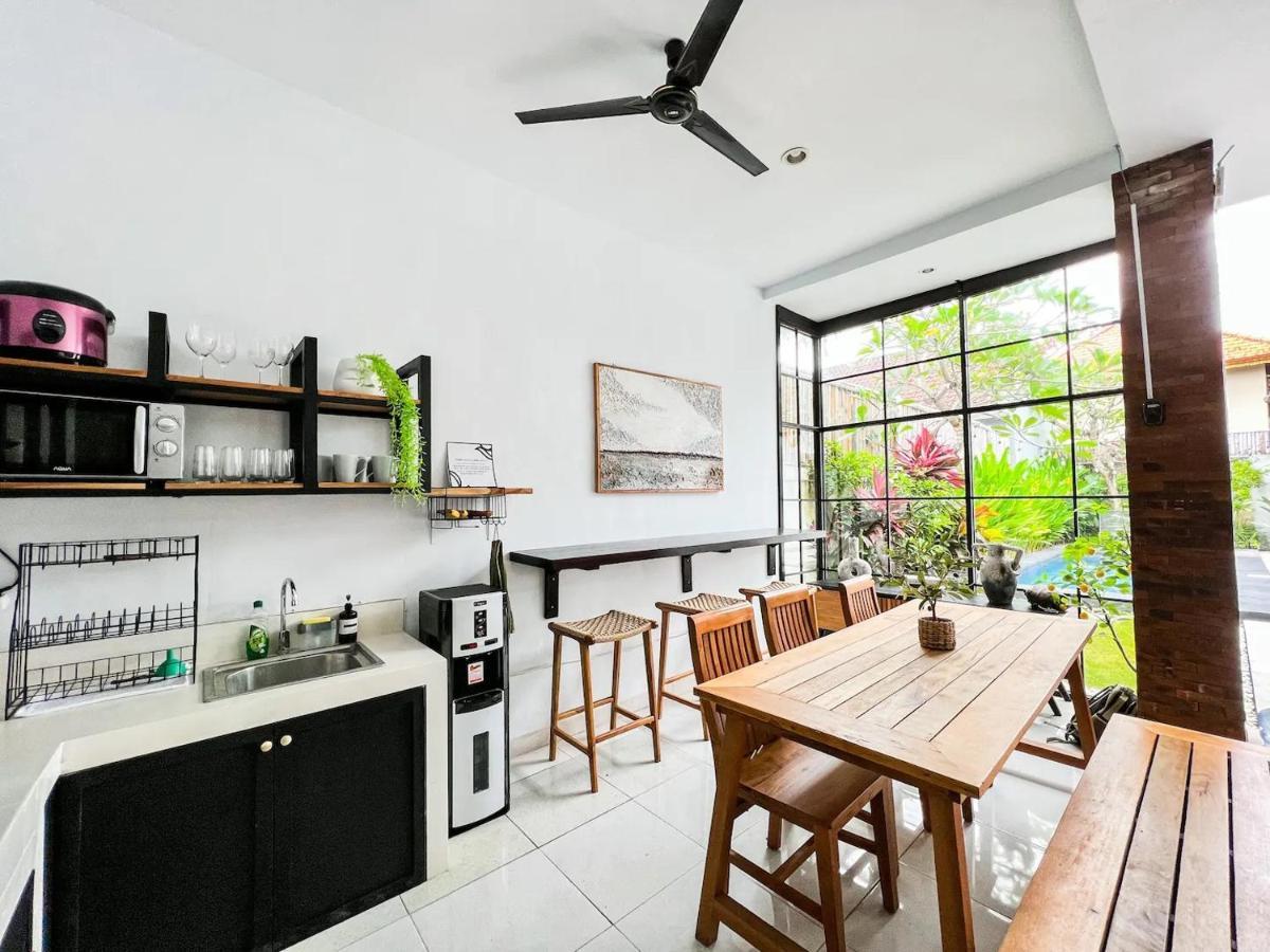 Island Boy Guest House Canggu (Bali) Exterior photo